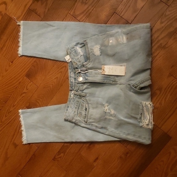 jwj denim  company Denim - 𝅺mom jeans. High waist rise